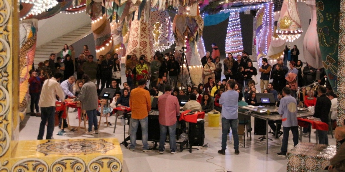 Ensemble Notas de Contacto  no MAAT