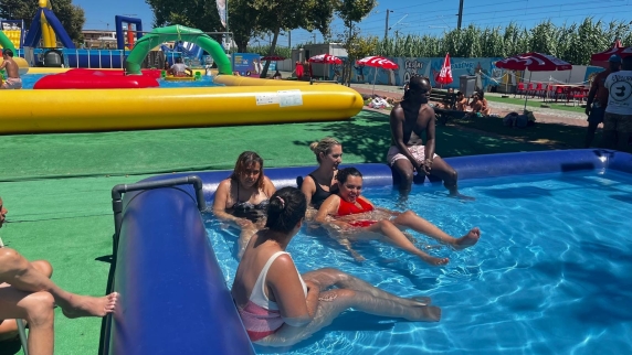 Participantes do CACI e da UR durante a Col&oacute;nia de F&eacute;rias de Ver&atilde;o da CERCIOEIRAS