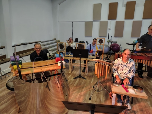No dia 27 de setembro, o Notas de Contacto apresentou &ldquo;CASA: Nova Cria&ccedil;&atilde;o&rdquo;, no &acirc;mbito do Festival Internacional de M&uacute;sica de C&acirc;mara de Oeiras (FIMCO) 2026. O espet&aacute;culo decorreu na Sede da Orquestra de C&acirc;mara Portuguesa, em Alg&eacute;s, perante um p&uacute;blico que s